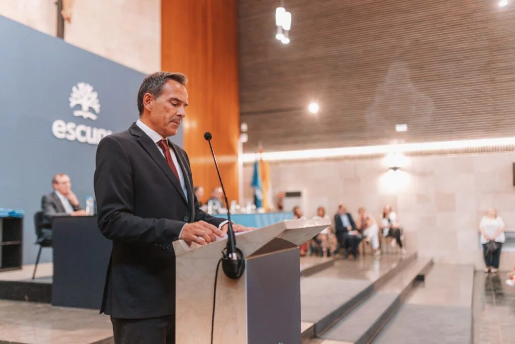 Escuni celebra sus graduaciones de 2026