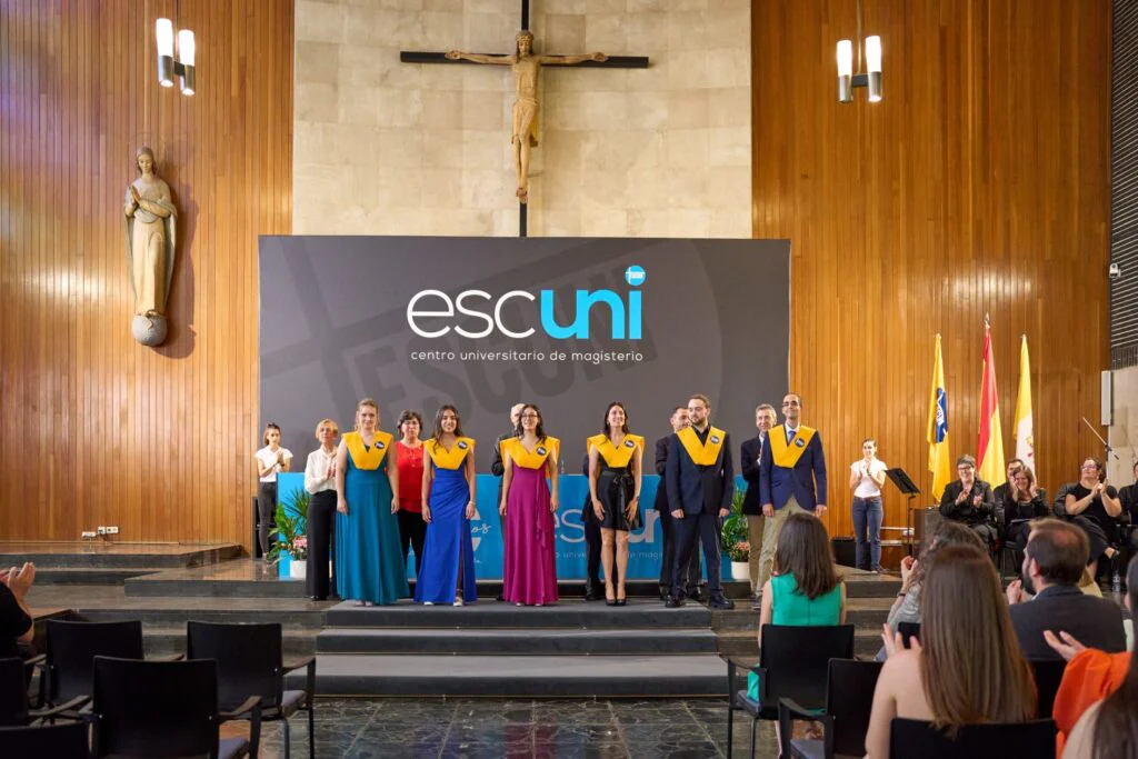 Graduación de Magisterio en Educación Primaria y de Doble Grado 2023