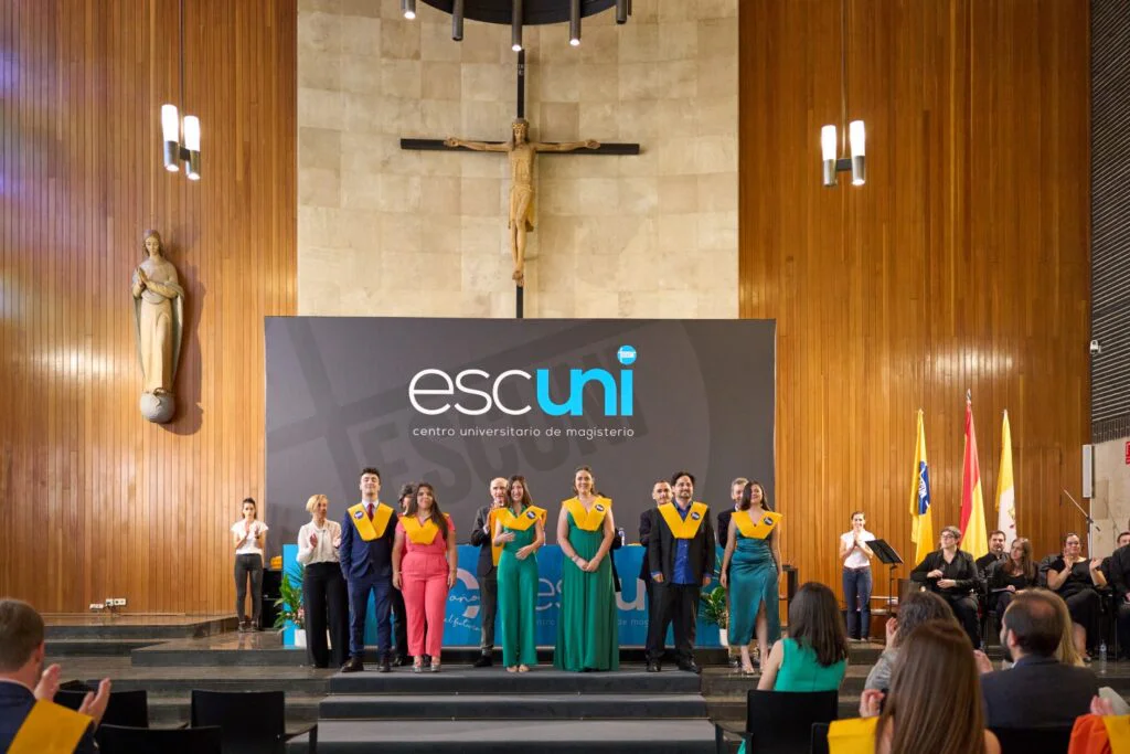 Graduación de Magisterio en Educación Primaria y de Doble Grado 2023